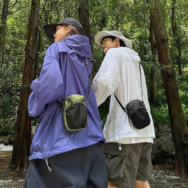 Portable Water Bottle Holder – Mesh Pocket & Adjustable Strap