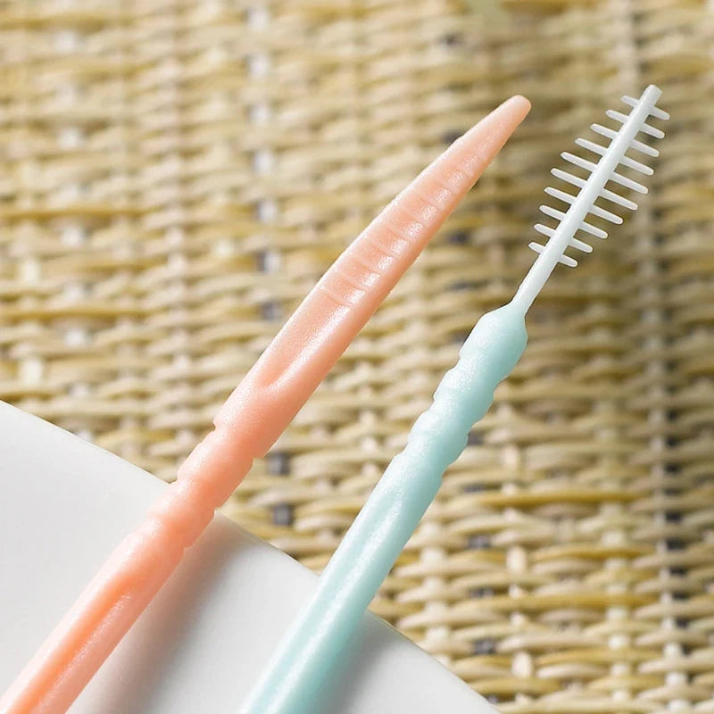 100-Pack Double Head Dental Toothpick Brush & Floss Picks