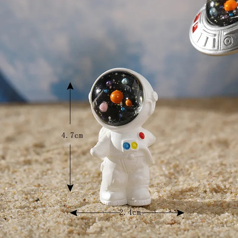 Figurines Miniature Cute Cartoon Astronauts Bunny Micro Landscape