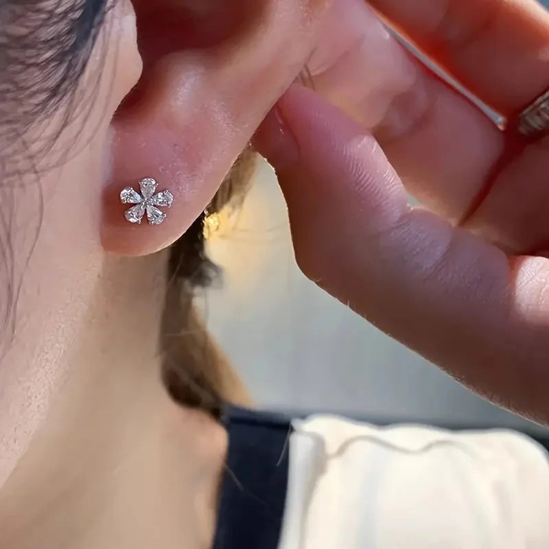 Huitan Flower CZ Stud Earrings – Sparkling Women's Jewelry