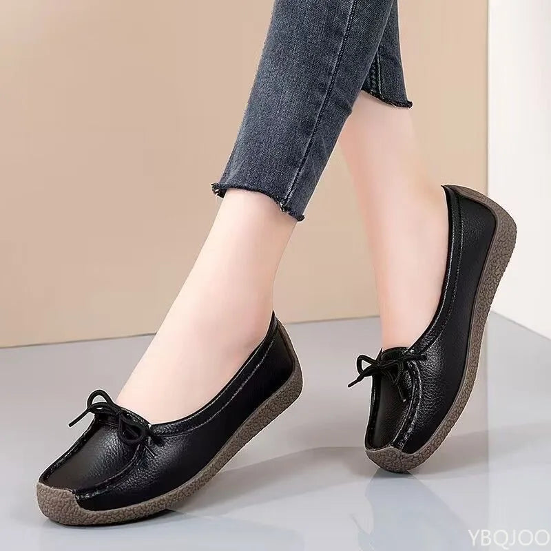 Women's Lace-Up Flat Shoes – Anti-Slip Soft Sole Casual Flats