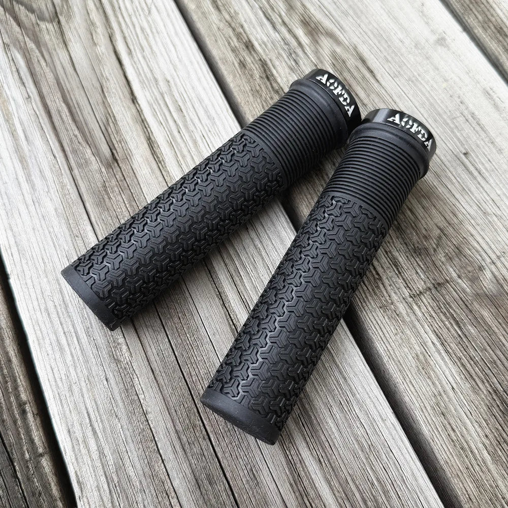 MTB Lock-On Handlebar Grips – Anti-Slip Rubber | Axl Bike Grips