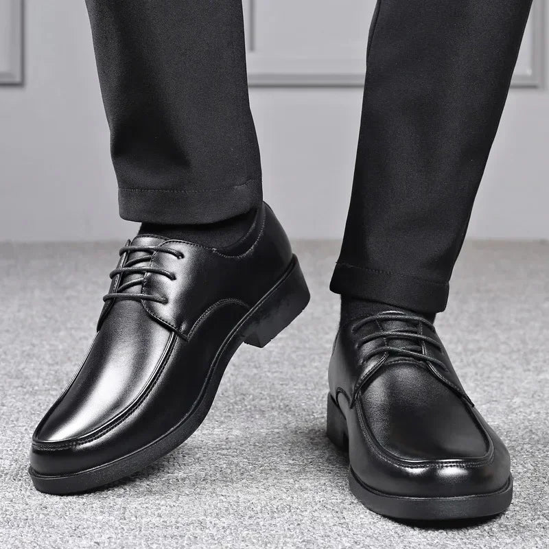 YBQJOO Men's Business Casual Lace-Up Flat Dress Shoes