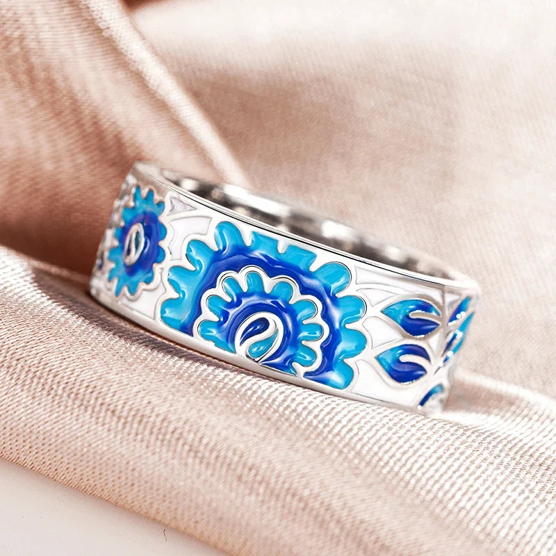 Huitan Blue Flower Ring for Women – Elegant Fashion Jewelry