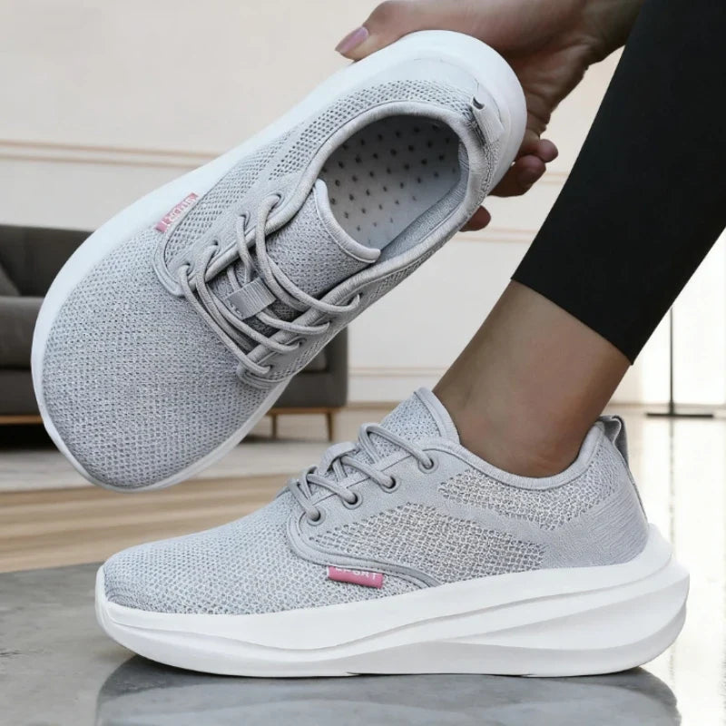 Women's Breathable Mesh Wide Toe Fitness Sneakers | ZULIWAGN