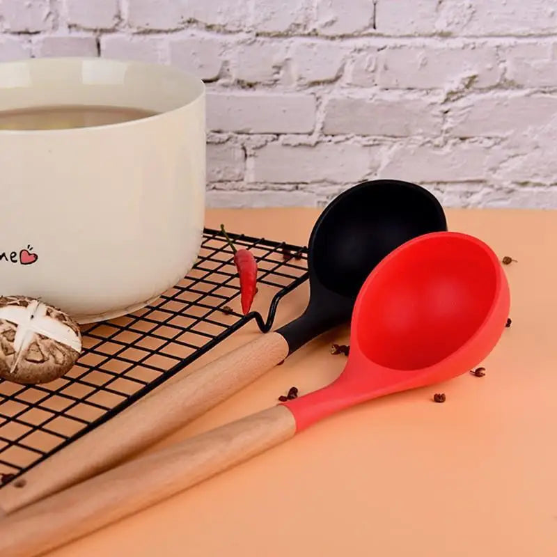 Silicone Soup Spoon – Heat-Resistant Non-Stick Cooking Ladle