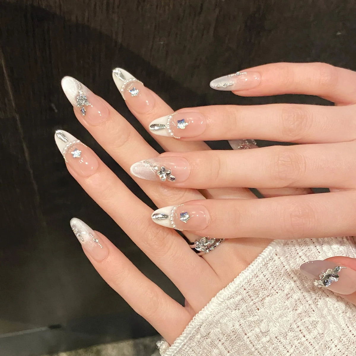 Handmade Press-On Nails 3D Strawberry Flower Aurora | 10 Pcs