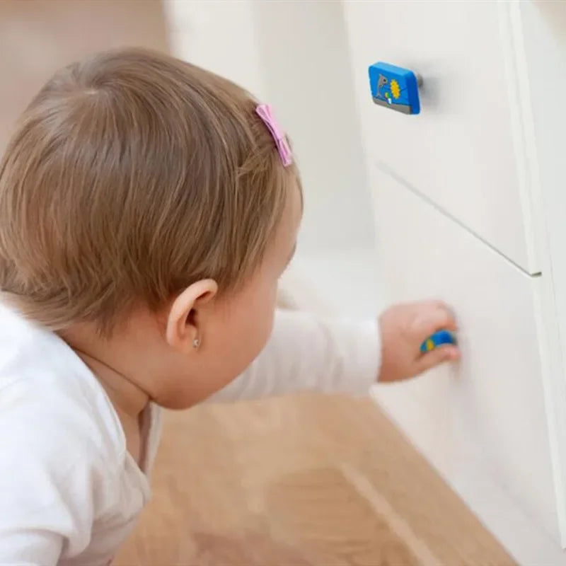 Kids' Cute Star & Cloud Cabinet Knobs & Drawer Pulls