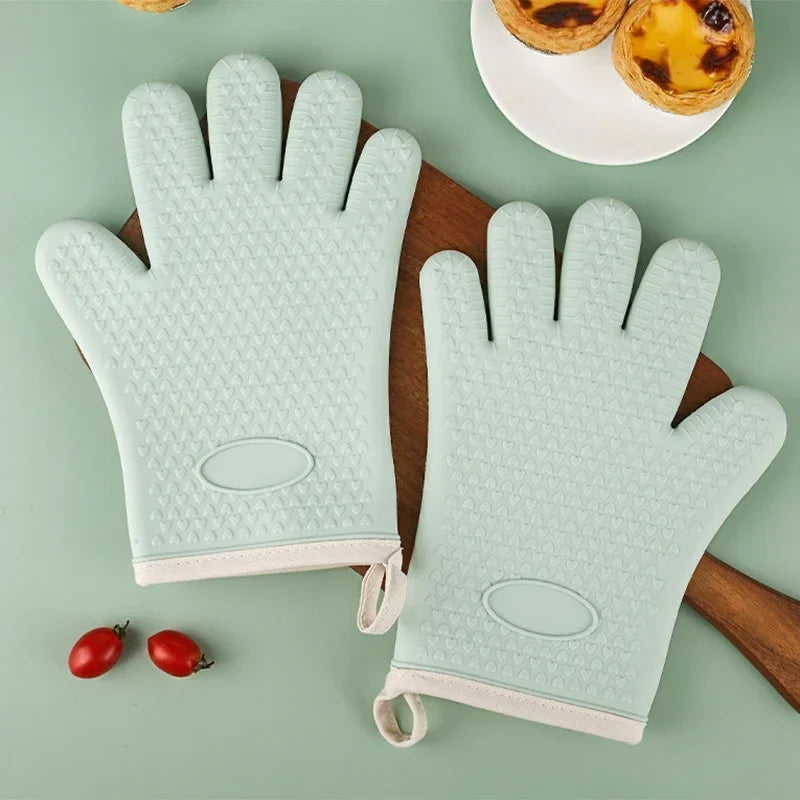 BBQ Oven Gloves | Anti-Slip Heat-Resistant Silicone 300°C