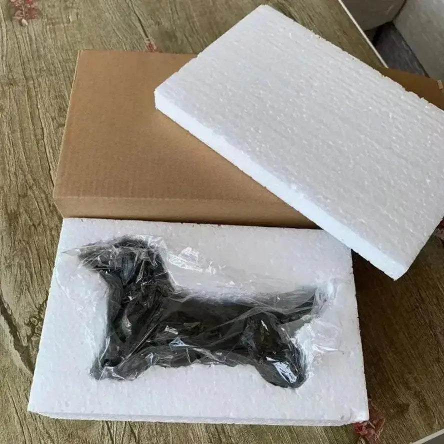 Resin Dachshund Figurine – Black Dog Garden Sculpture Ornament