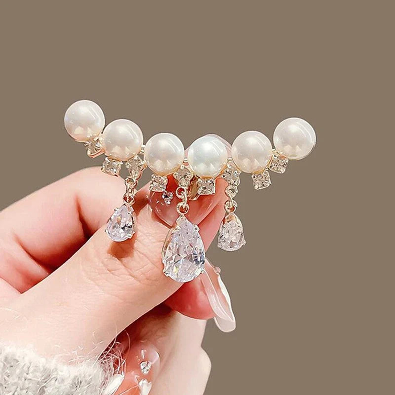 Elegant White Crystal Pearl Brooch | Gold Rhinestone Tassel Pin