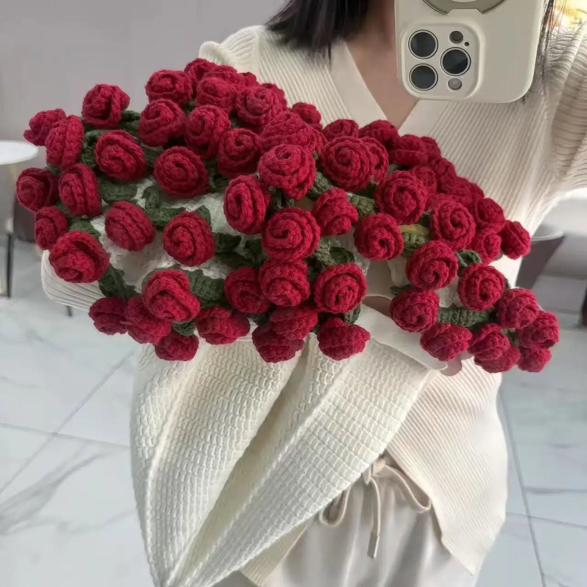 Rose Floral Knit Throw Blanket – Mom & Birthday Gift