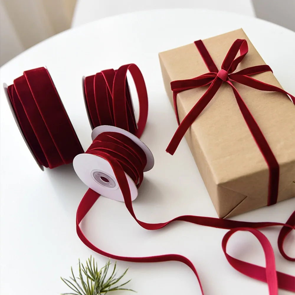 Velvet Christmas Ribbon 1cm x 10m – DIY Gift Wrap & Bow Decor