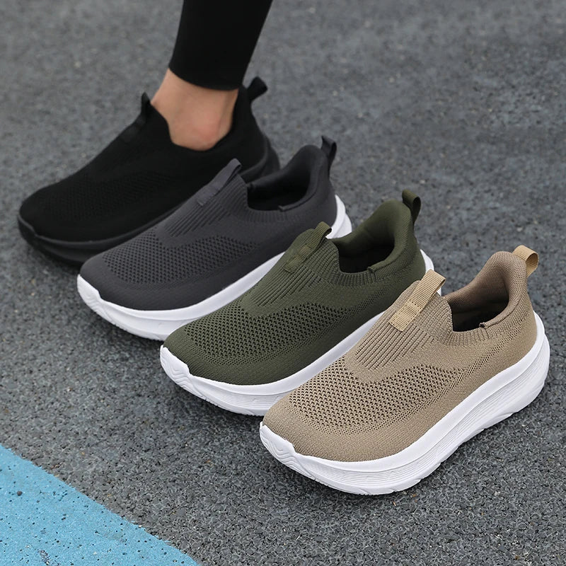 ZULIWAGN Barefoot Shoes – Extra-Wide Unisex Mesh Sneakers