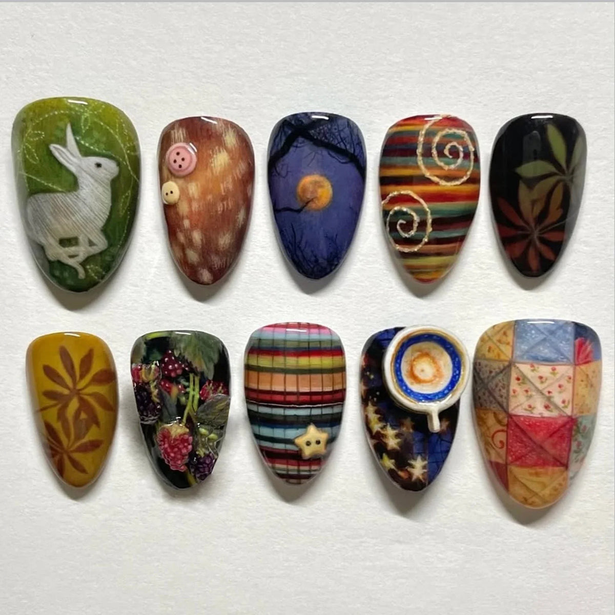 24pc Almond Press On Nails – Vintage Plaid Design | YADORNOS