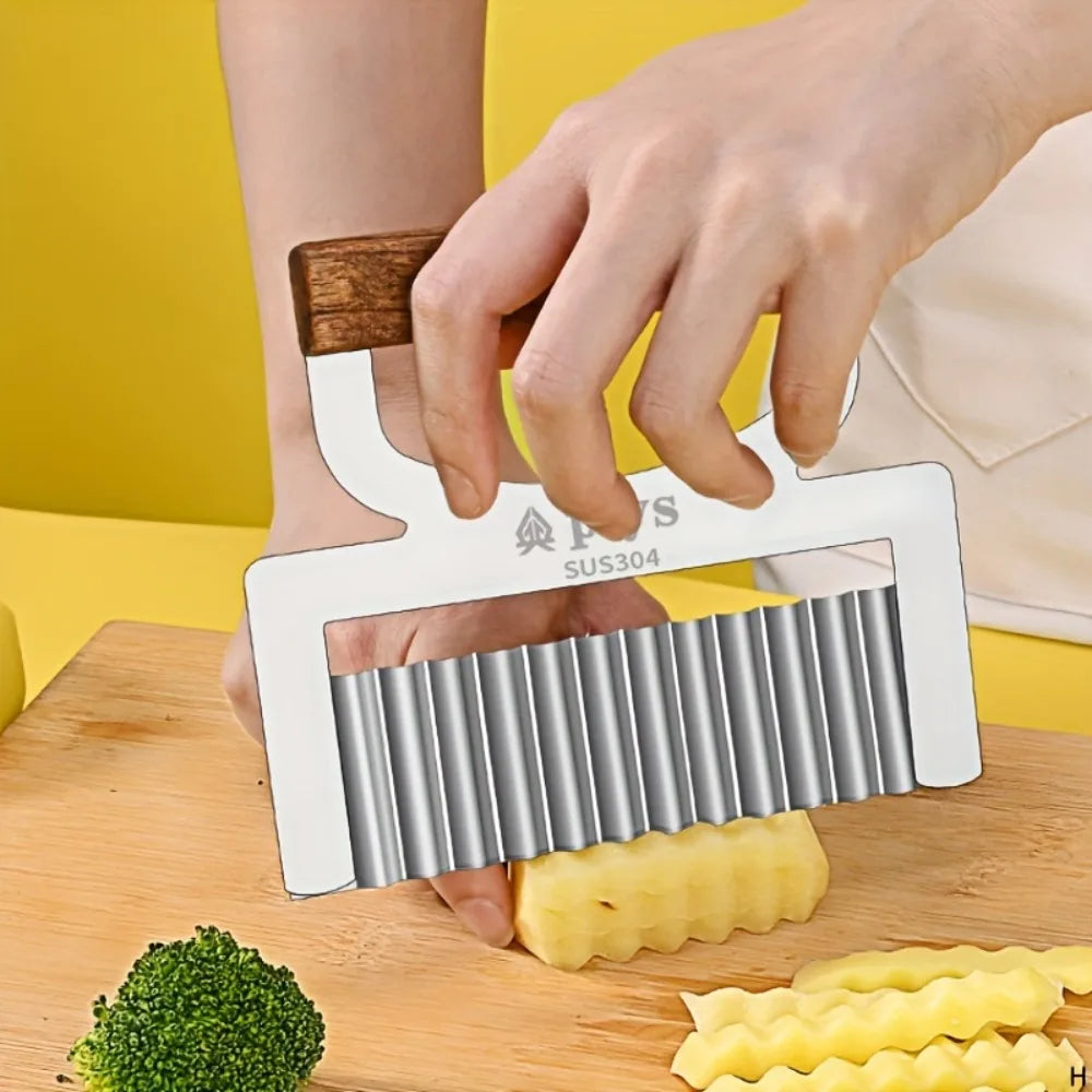 Wooden Handle Peeler & Wavy Cutter Set – Stainless Steel