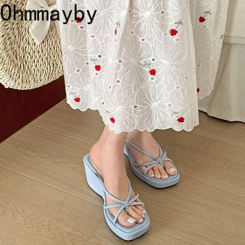Women's Wedge Clip Toe Sandals – Narrow Band Summer Slides