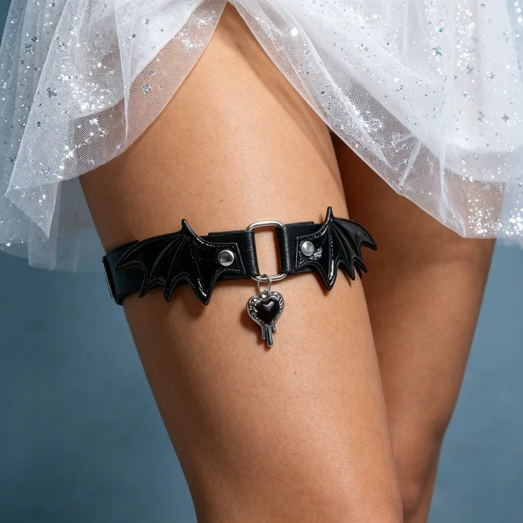 UYEE Punk Bat Leg Garter Waist Accessory Heart Key Pendant Thrap