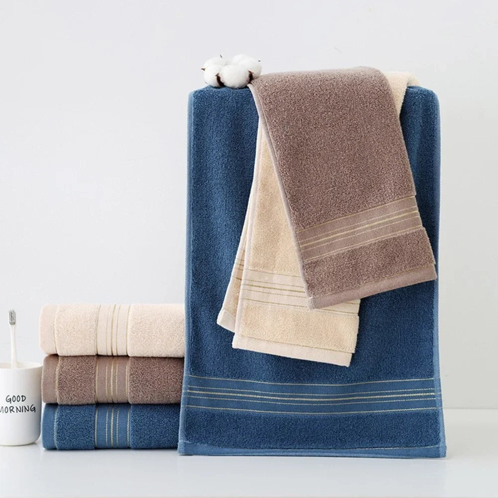 100% Cotton Bath Towels – Soft, Absorbent & Skin-Friendly