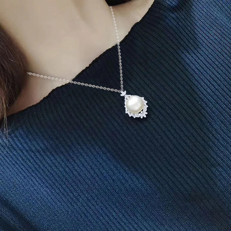 Huitan Flower Imitation Pearl Pendant Necklace | Women's Fashion