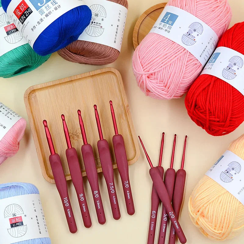 Aluminum Tulip Red Crochet Hook Frosted Handle TPR Silicone Sweater
