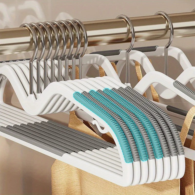 Non-slip Plastic Hangers Versatile Traceless Design Clothes Bras