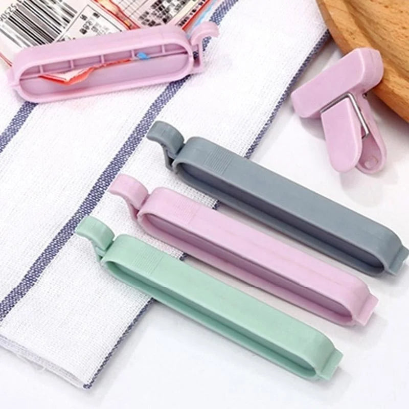 Plastic Bag Clips Set 12/24 Pcs – Food & Snack Bag Sealer