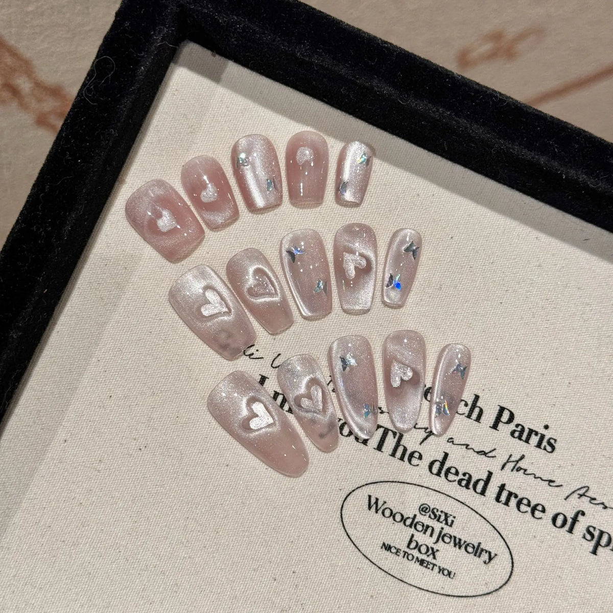 Sweet Pink Cat Eye Press-On Nails | Korean Oval Manicure Set