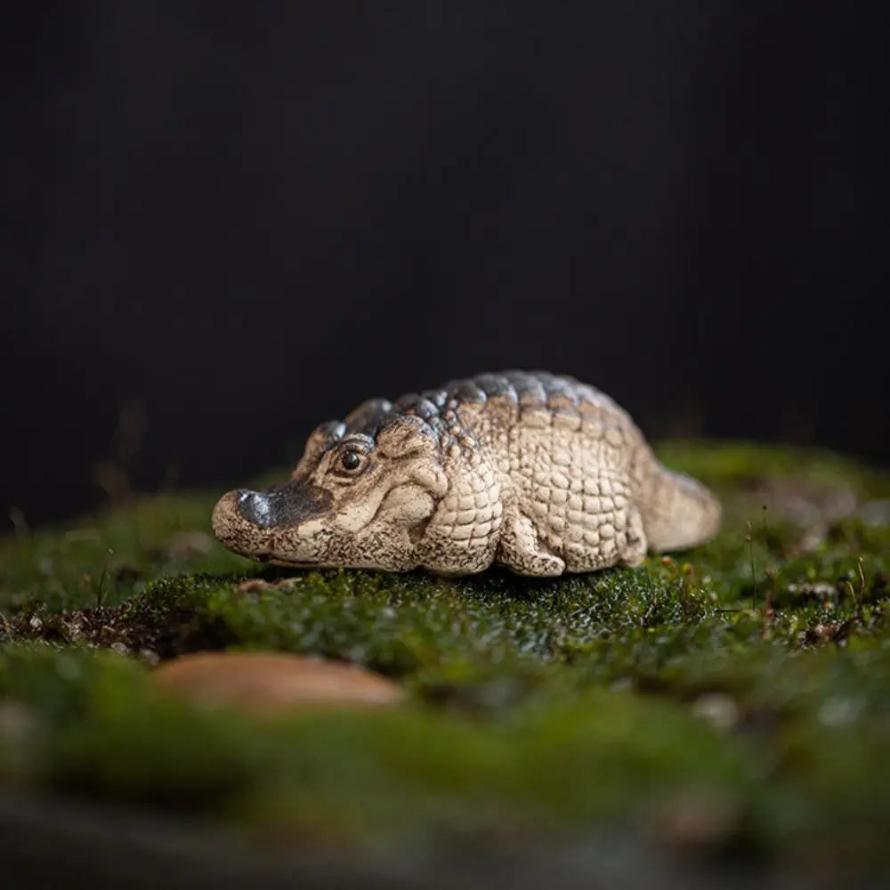 Cute Mini Crocodile Tea Pet Multipurpose Resin Ornaments Statue