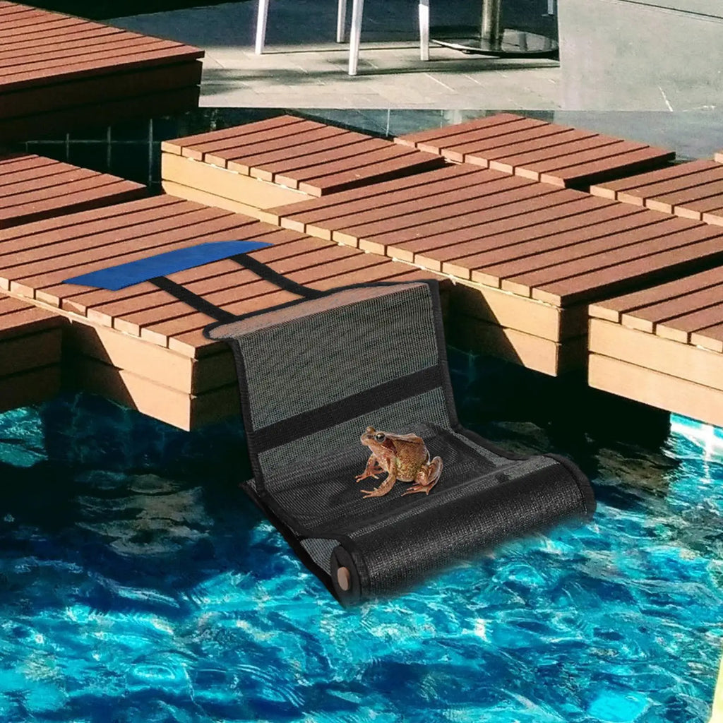 Animal Saving Escape Ramp Foldable Oxford Fabric Blue Critter Space