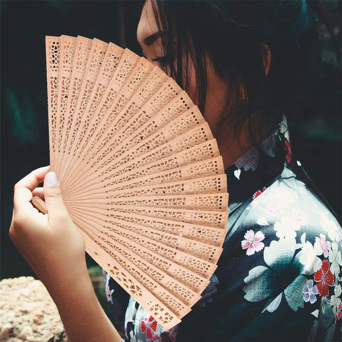 Sandalwood Folding Hand Fan – Vintage Chinese Wooden Fan
