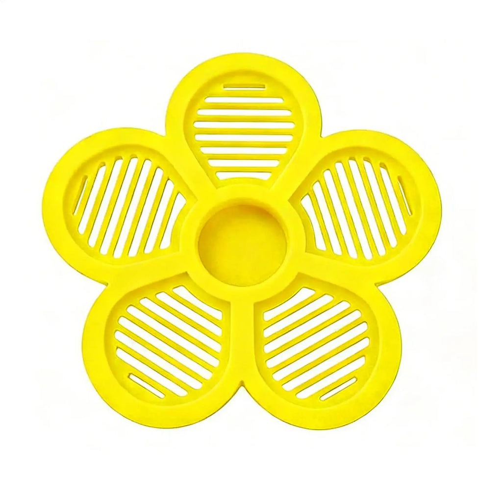 Floating Bee Watering Station – Honeycomb Pollinator Feeder