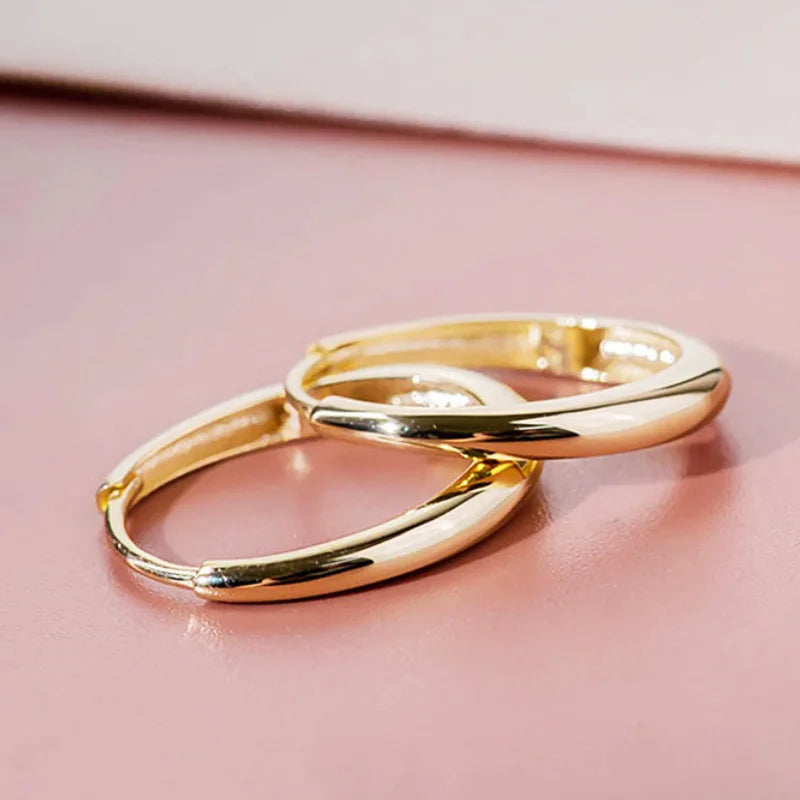 Huitan Gold Hoop Earrings – Geometric Fashion Jewelry for Women
