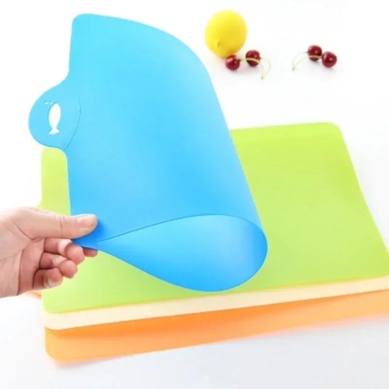 Flexible Plastic Cutting Board – Colorful Kitchen Chopping Mat