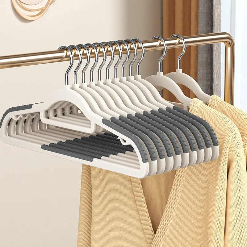 Space-Saving Non-Slip Slim Clothes Hangers | 360° Swivel Hook