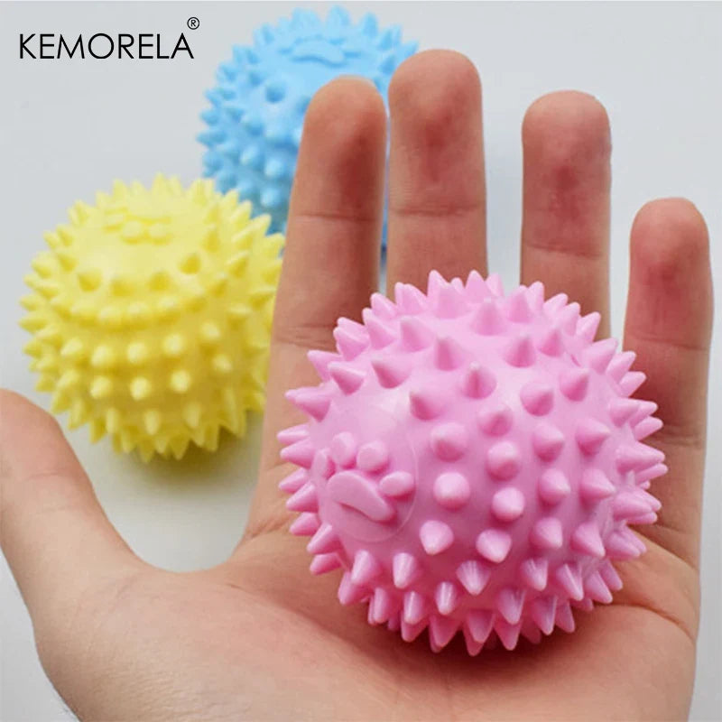KEMORELA Dog Paw Print Thorn Ball TPR Chew Toy – Small Dogs