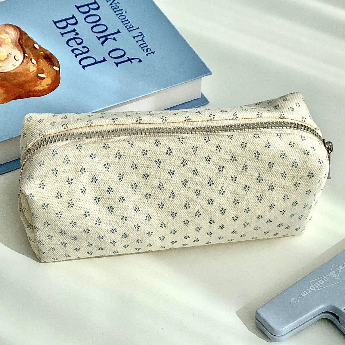 Floral Canvas Pencil Case – Large Capacity Stationery Organizer