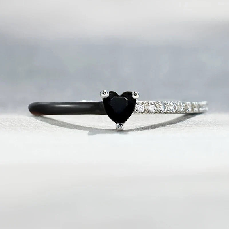 Huitan Two-Tone Black Heart CZ Ring | Y2K Women's Jewelry