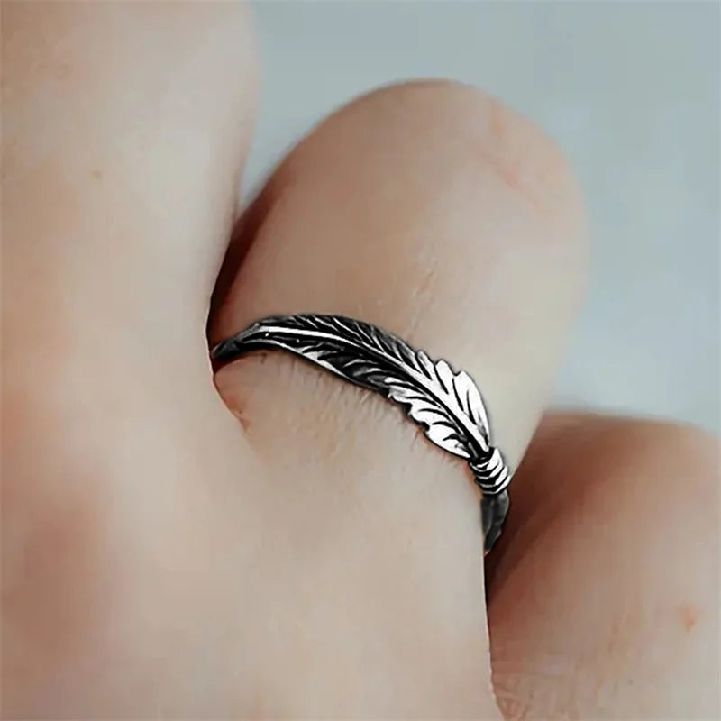 Huitan Vintage Wing Ring for Women – Fashion Zinc Alloy Jewelry