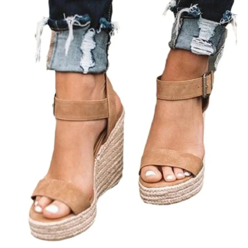 Women's Platform Wedge Sandals – Peep Toe Buckle Strap