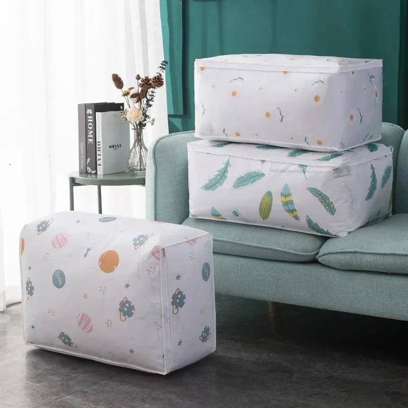 Foldable Quilt Storage Bag – Feather Print Blanket Organizer