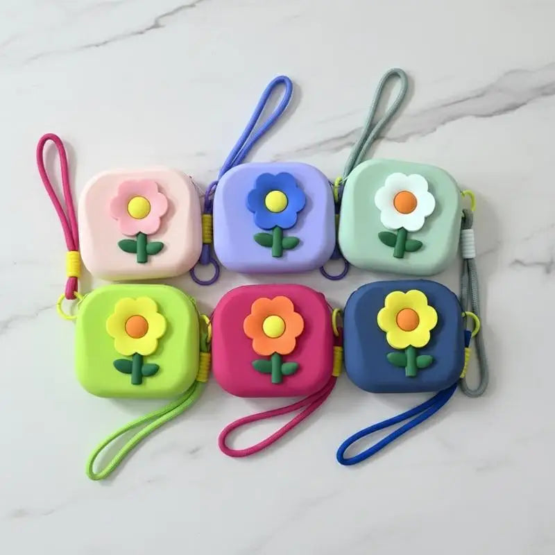 Flower Silicone Mini Wallet & Coin Purse with Lanyard | Waterproof