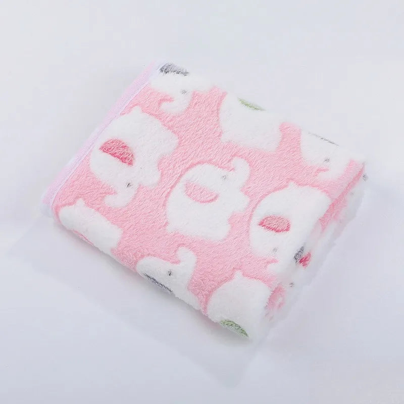 Soft Flannel Pet Blanket for Dogs & Cats | Cartoon Christmas Throw