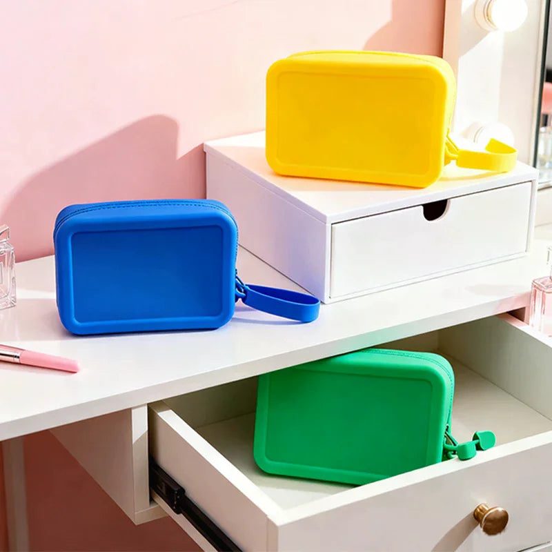 Silicone Travel Makeup Bag – Organizer, Coin Wallet & Key Pouch