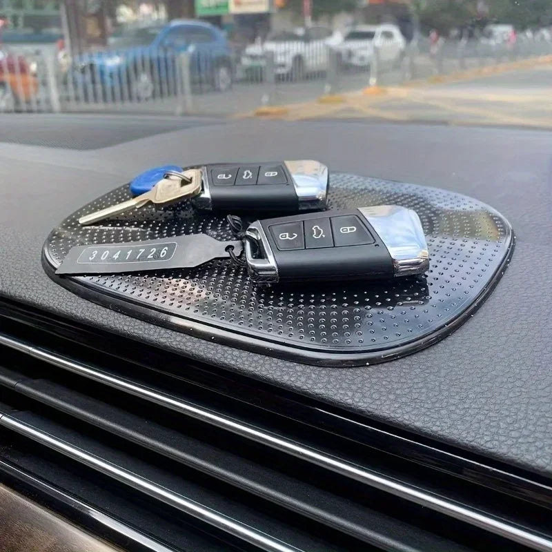 Silicone Non-Slip Car Dashboard Mat – Heat Resistant Grip