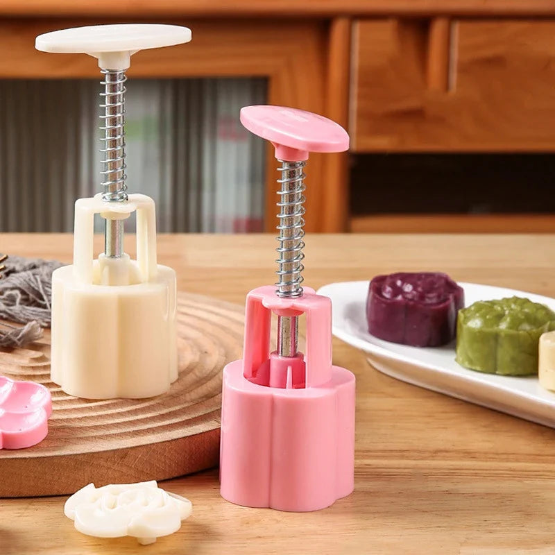 Mooncake Mold Set with 5 Stamps – DIY Mid-Autumn Baking Tool