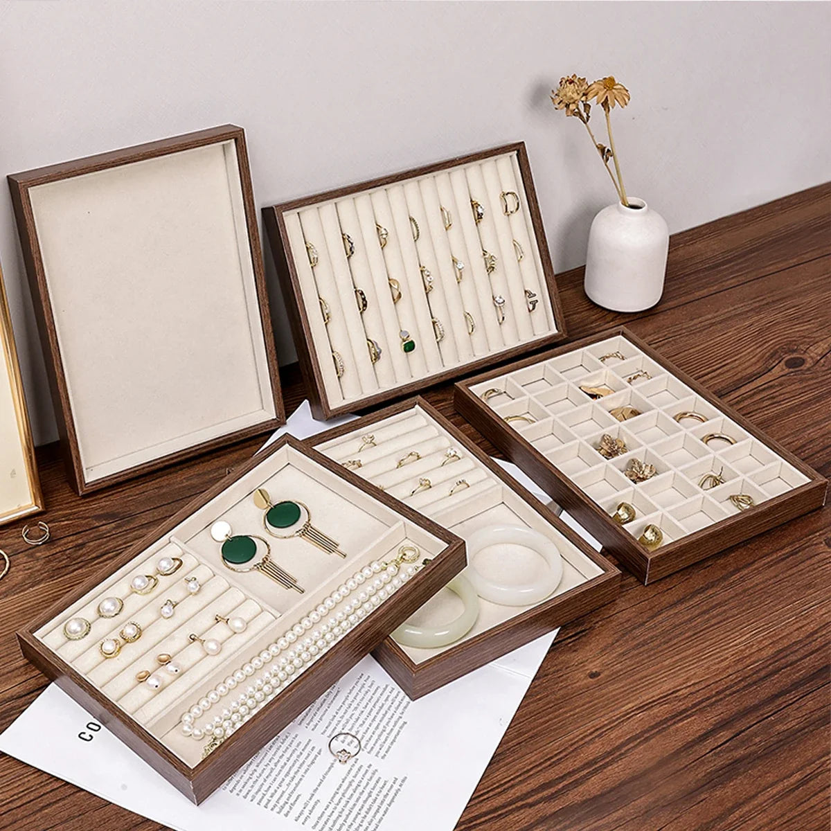 Walnut Wood Grain Jewelry Box Storage Tray Rings Necklaces Earrings