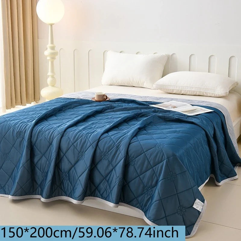 Large Cooling Quilt Comforter – Breathable Dual-Sided Lightweight