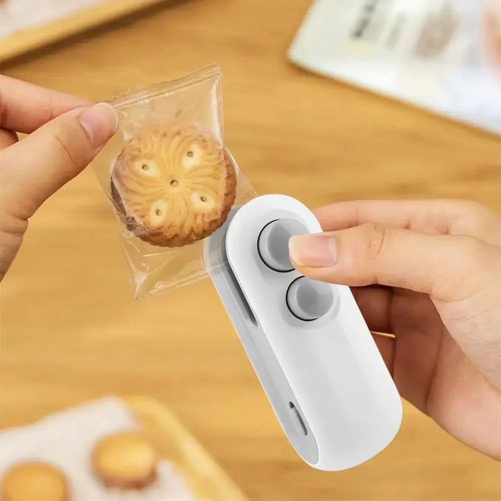 USB Portable Mini Sealer Snacks Home Use Rechargeable Vacuum Handheld