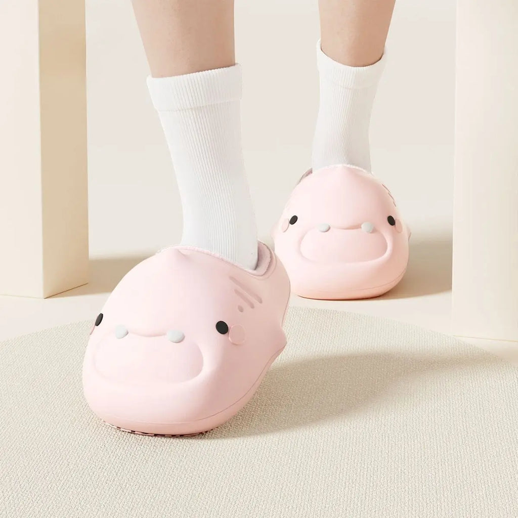 Lorilury 3D Shark Slippers – Warm Non-Slip Women's House Shoes